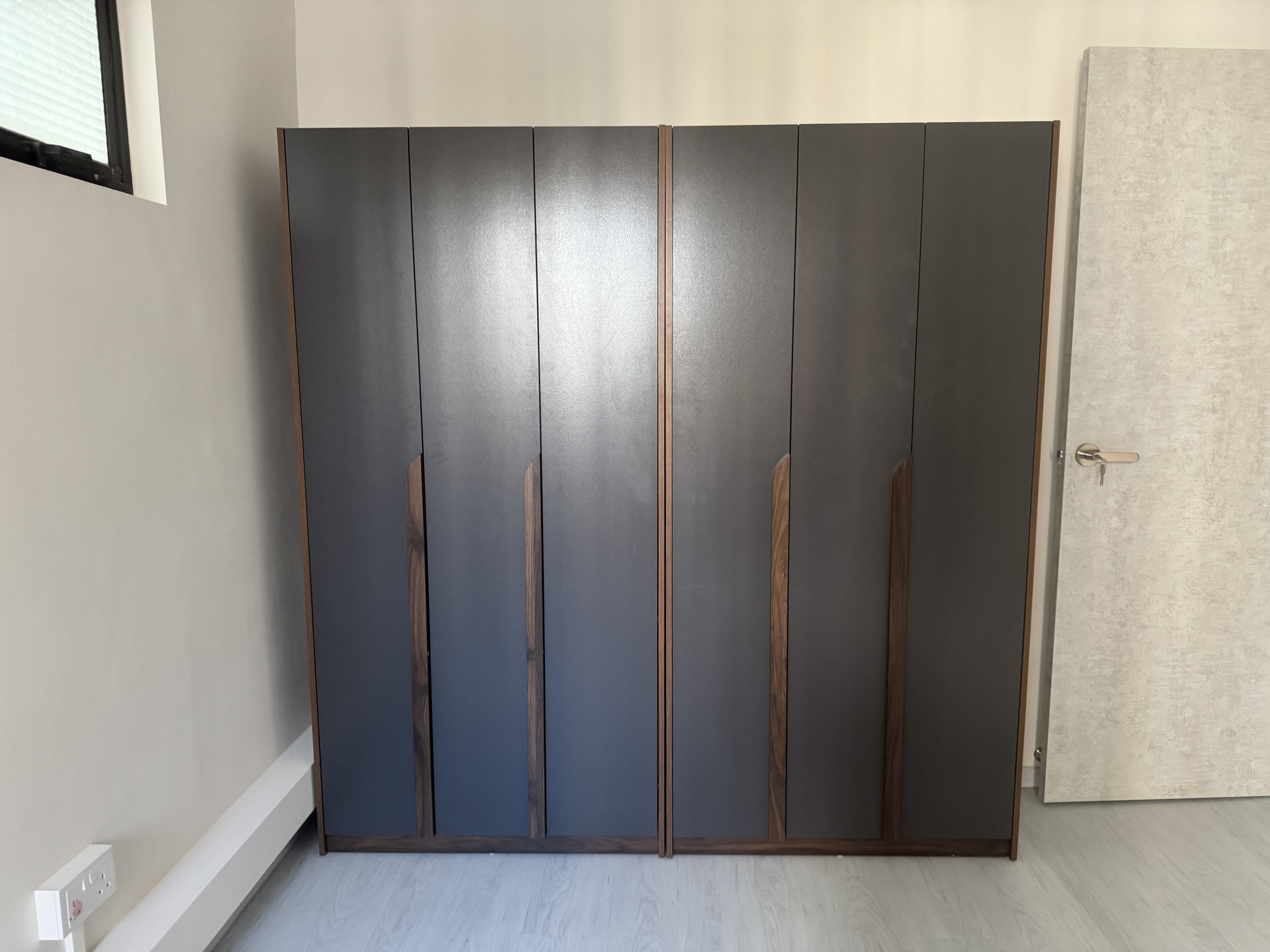 Customer home photo 1: The wardrobe design and size was suitable as i want it to be simple and spacious. It look great and goes well with the theme. 👍🏽👍🏽👍🏽