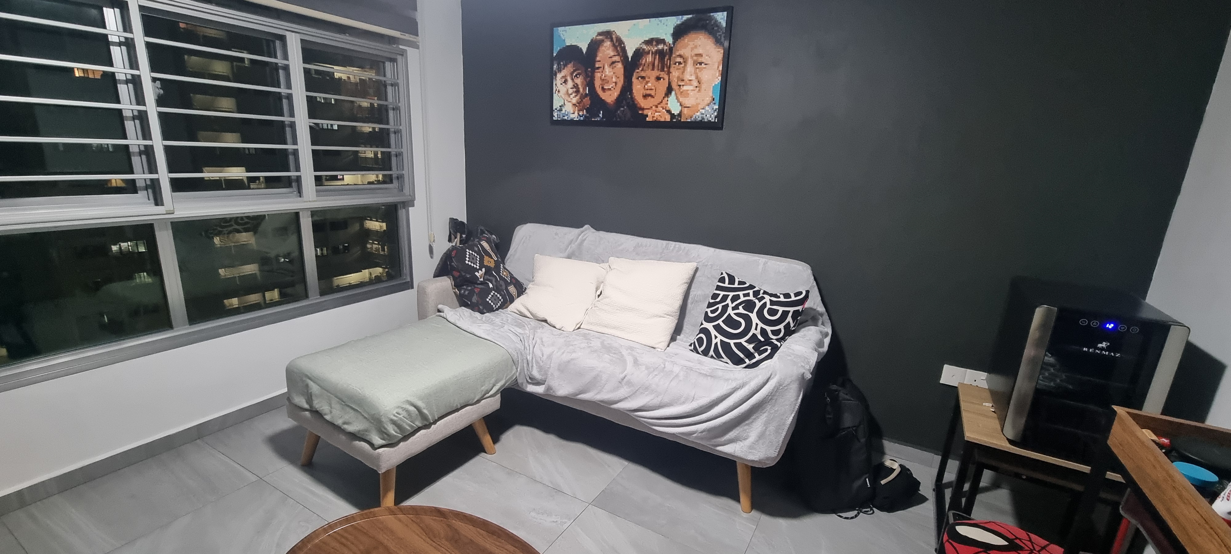 Customer home photo 7: I love the modern design and high-quality materials. It's not only comfortable but also a stylish addition to my living room.