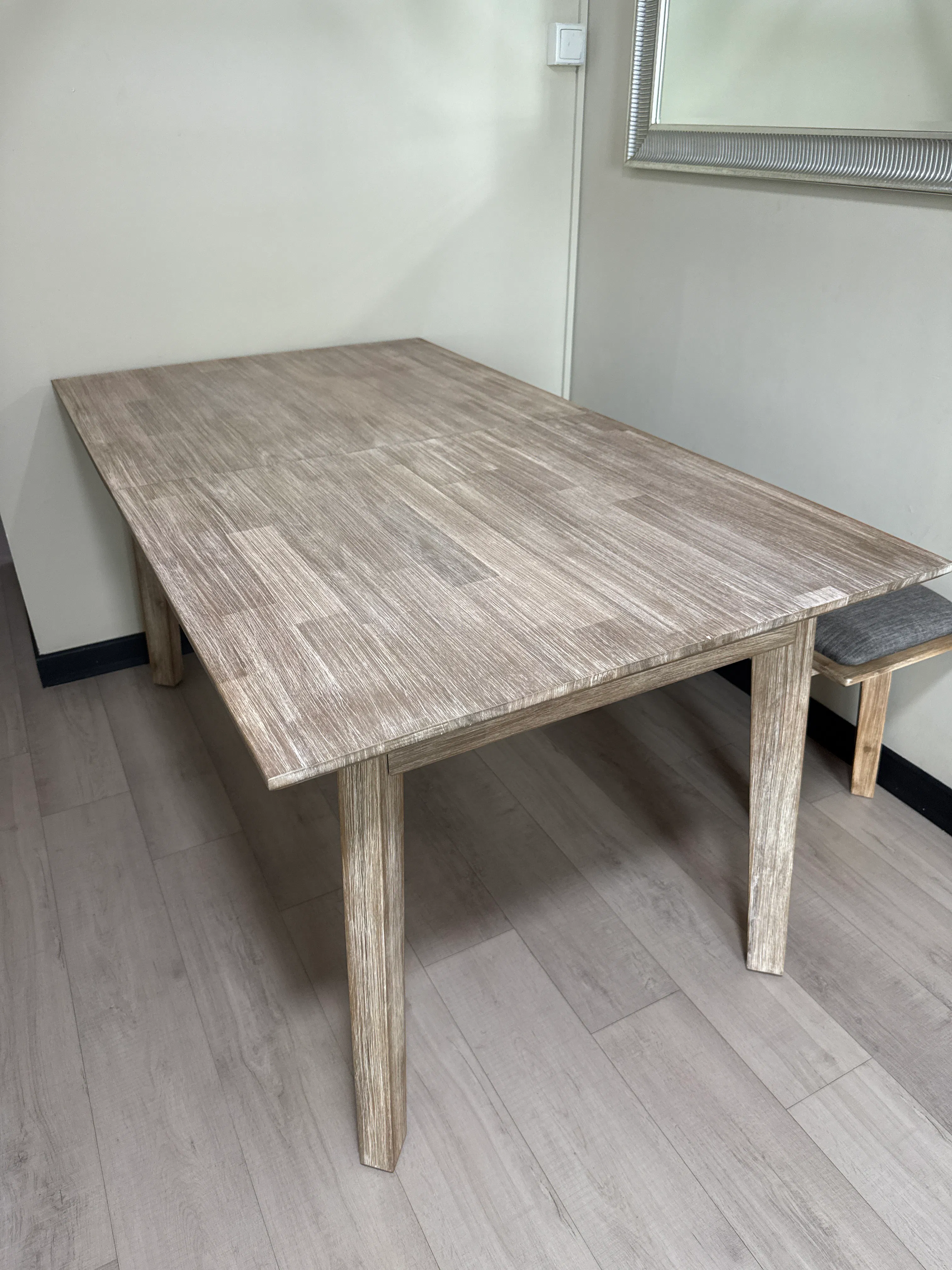 Leland Extendable Dining Table 1.6m-2m