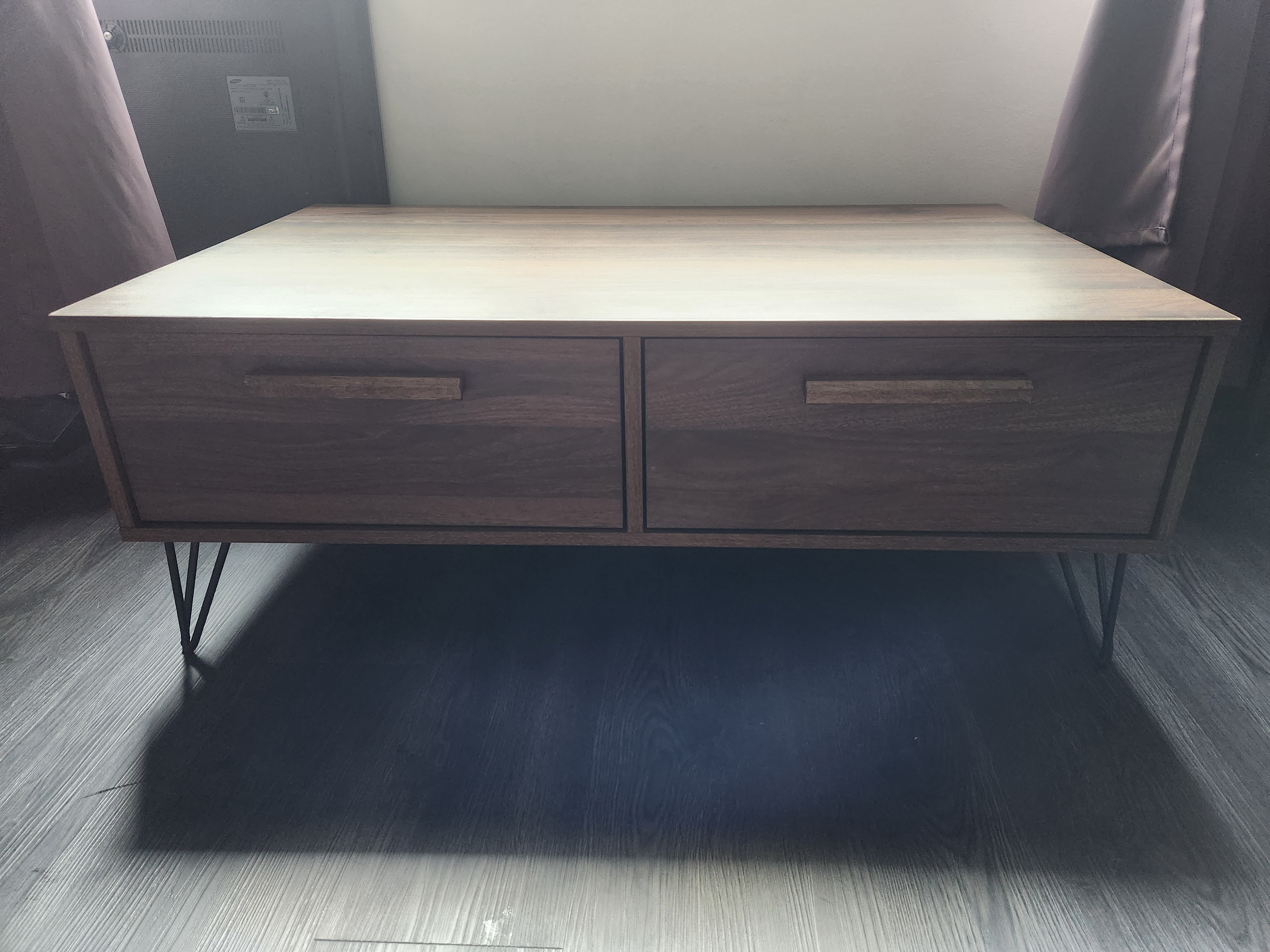 Sandra Coffee Table - Walnut
