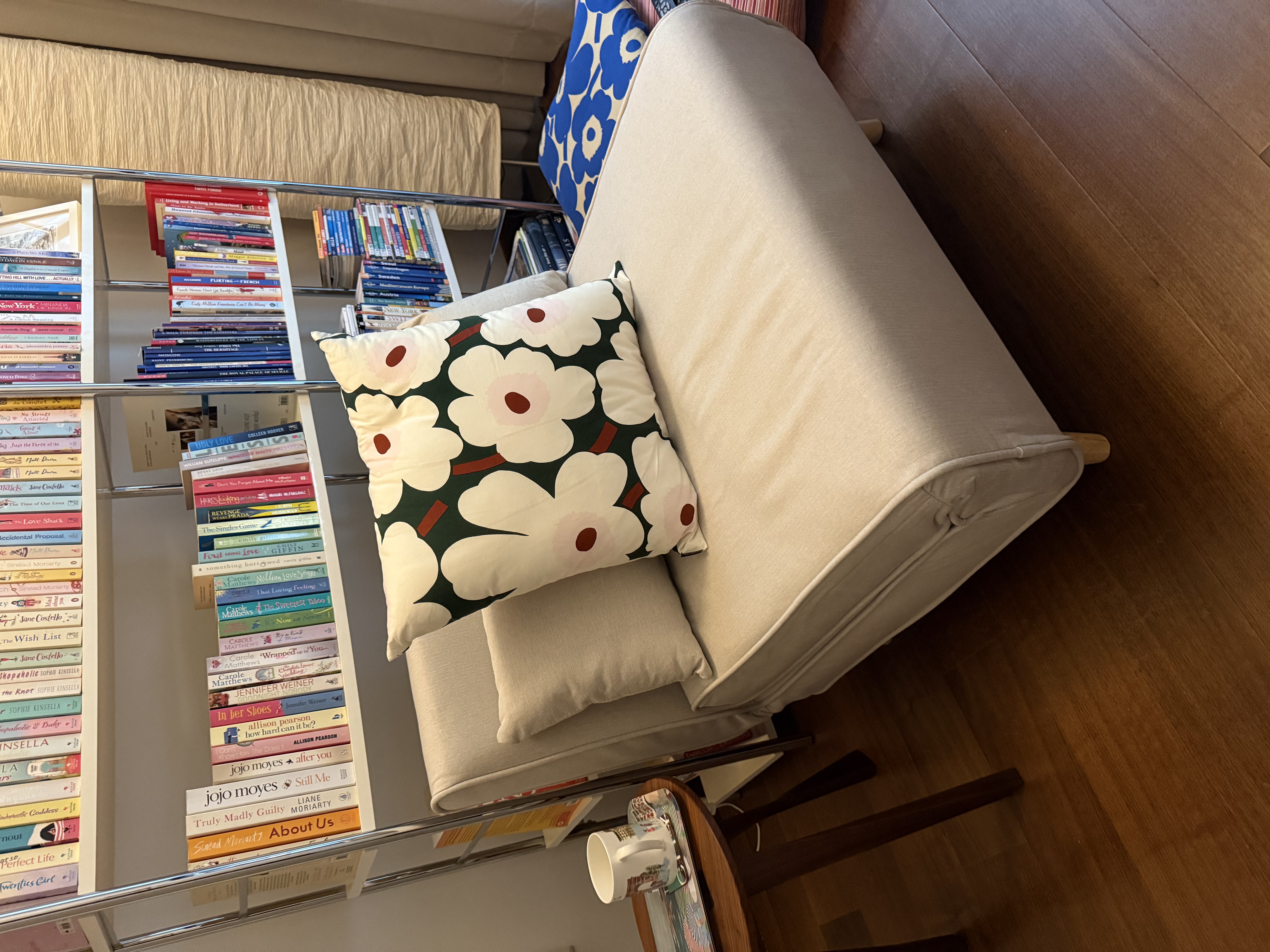 Customer home photo 4: Nice and compact sofa (bed). Can’t wait for guests to visit.