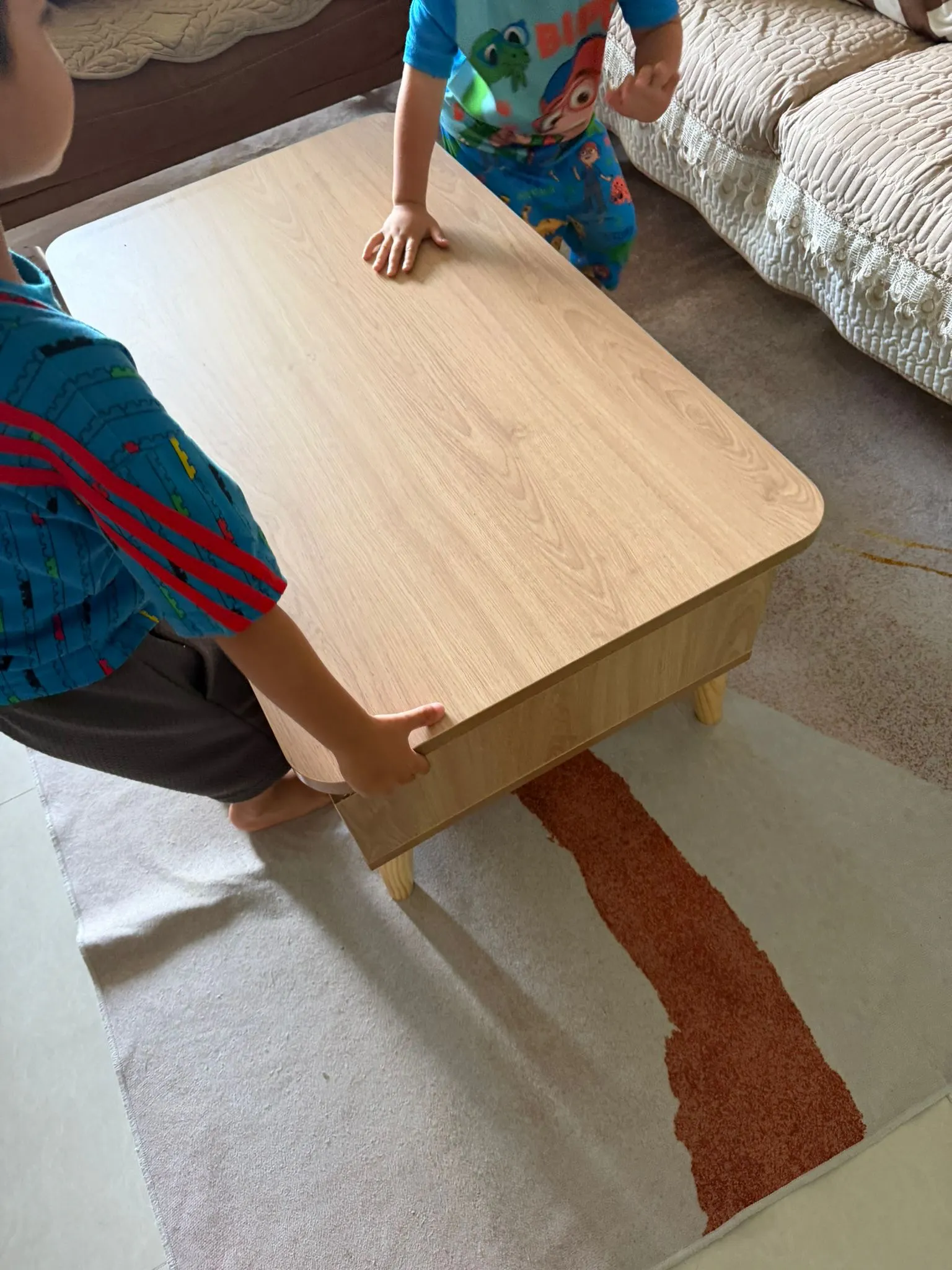 Muna Lift-Up Coffee Table - Natural