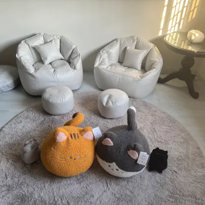 Customer home photo 1: The bean bag set look great and nice for me to make it a cozy corner. Suitable for relax and chilling nearby the window. 👍🏽👍🏽👍🏽