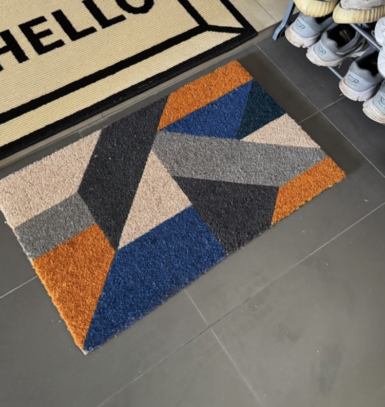Customer home photo 2: adds a pop of color to the entry way area and love it!