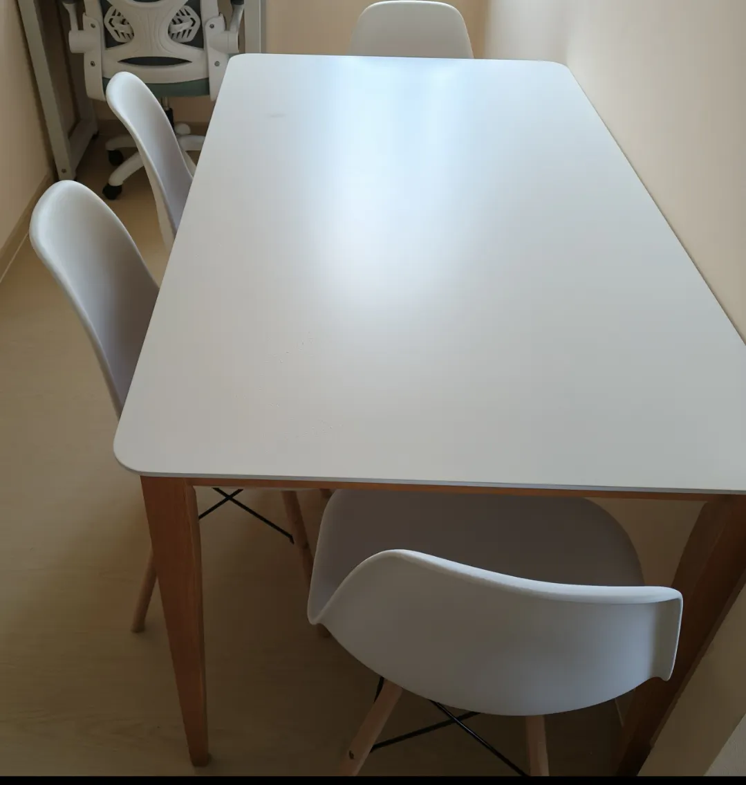 Customer home photo 1: The dining table is useful as it can accommodate at least 4 people. Thanks for your help.