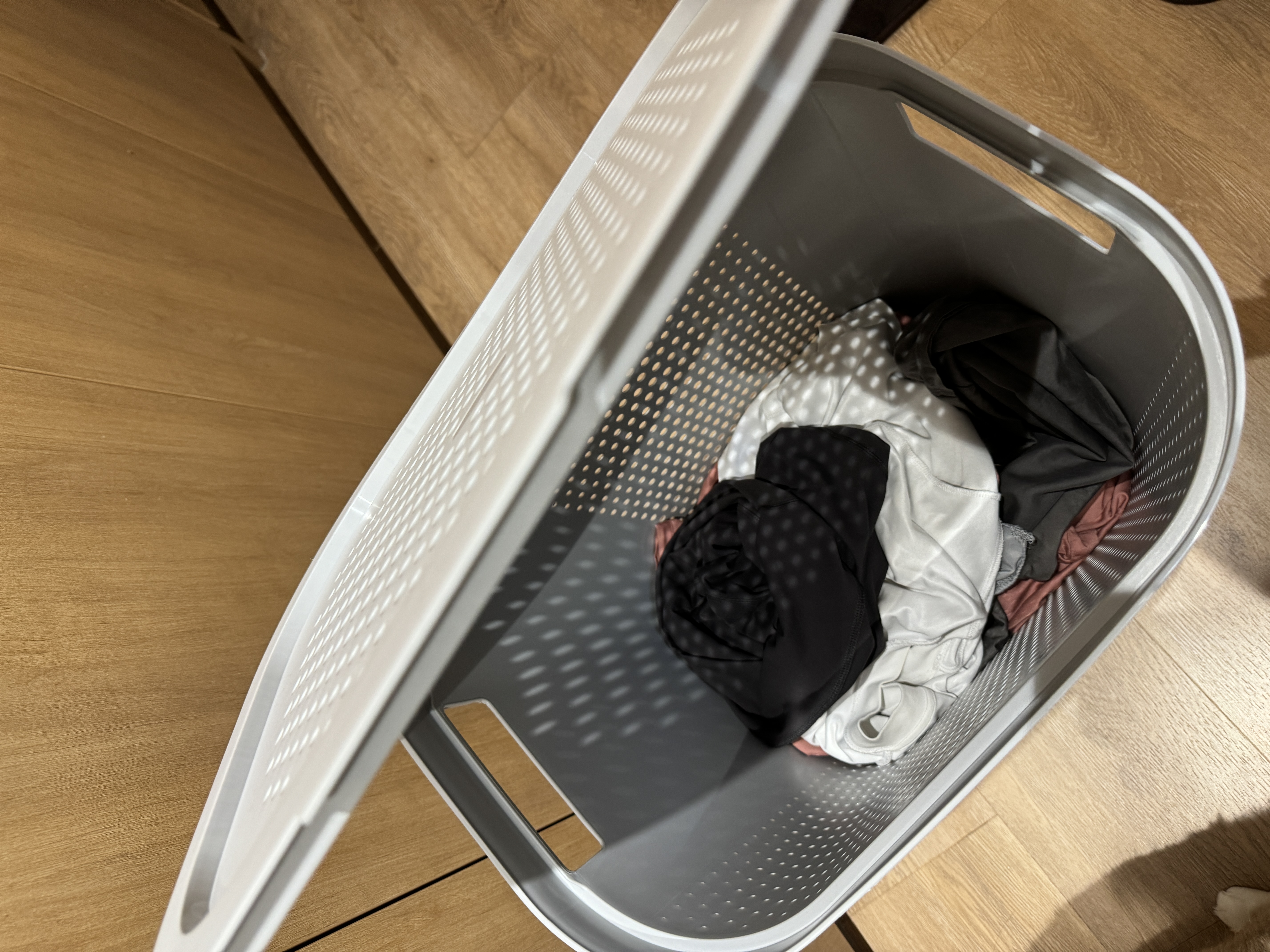 Infinity Laundry Hamper Dots with Lid - Grey