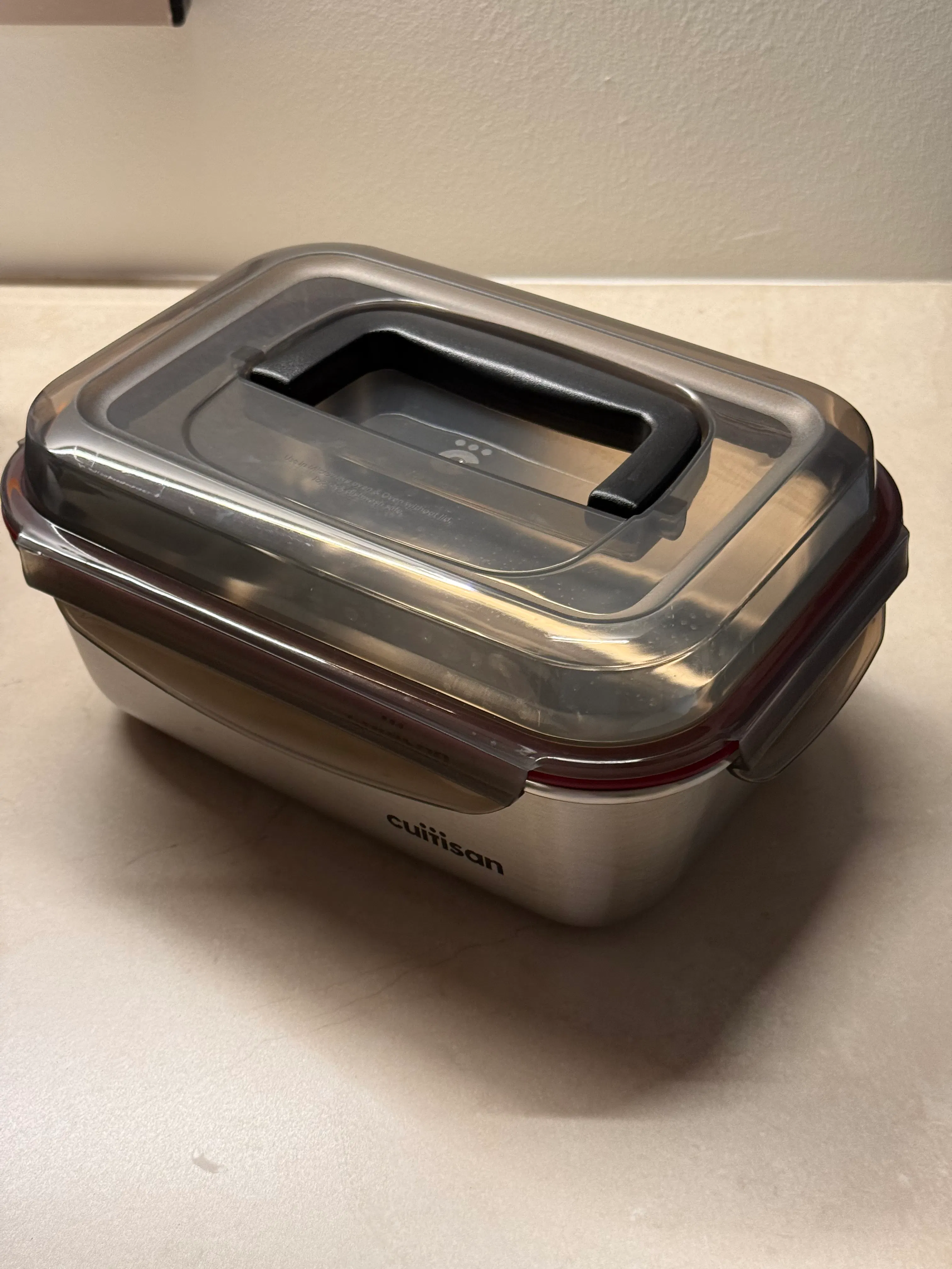 Customer home photo 1: Huge capacity and comes with handles, making it easy to carry around. It is also dishwasher safe, which is a big plus!