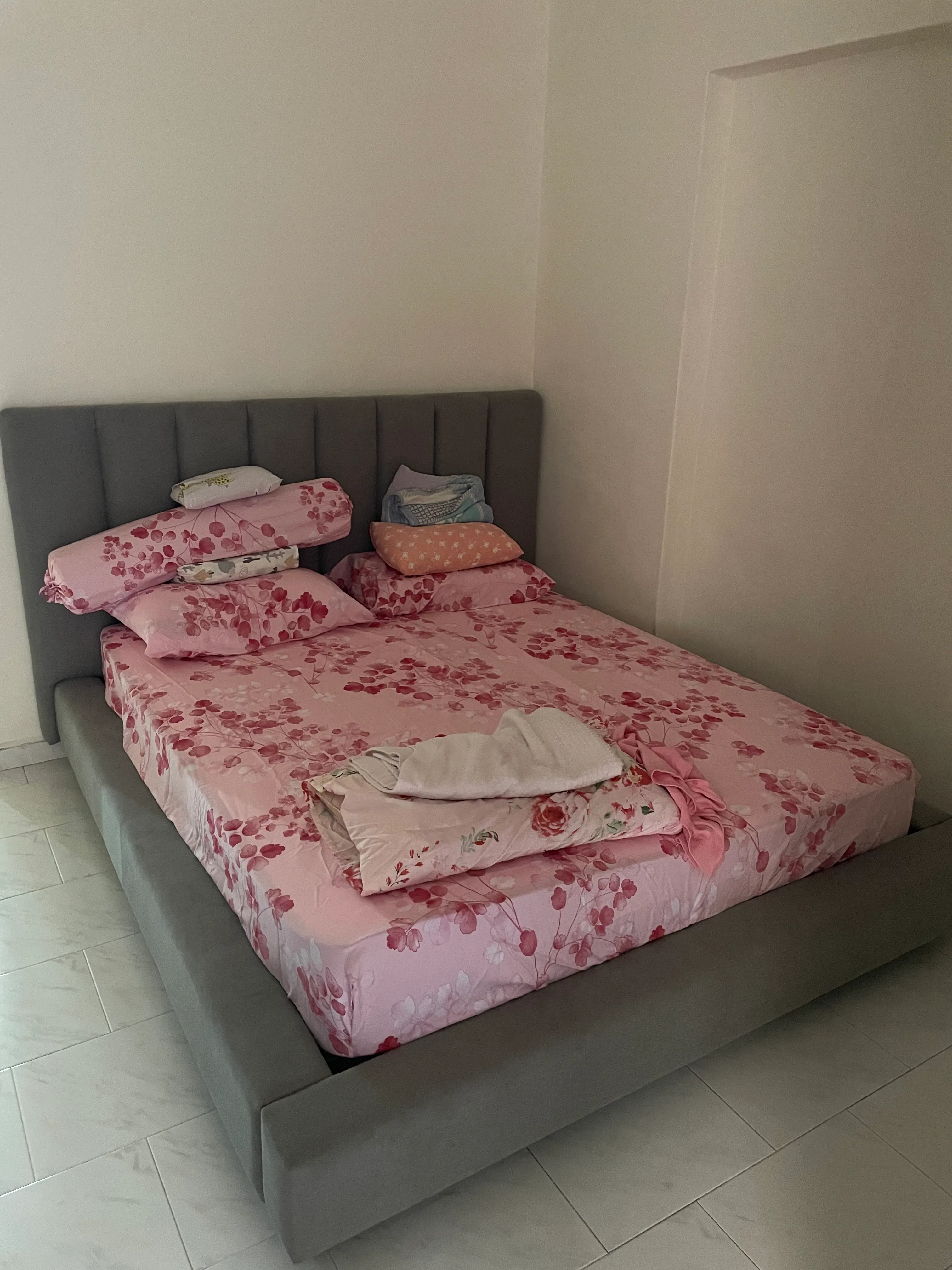 Customer home photo 25: Mattress was comfy, and the compression was smooth and supportive.