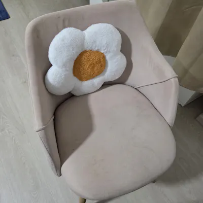Customer home photo 2: Beautiful chair! Been using it for 2 years still beautiful and functional :)