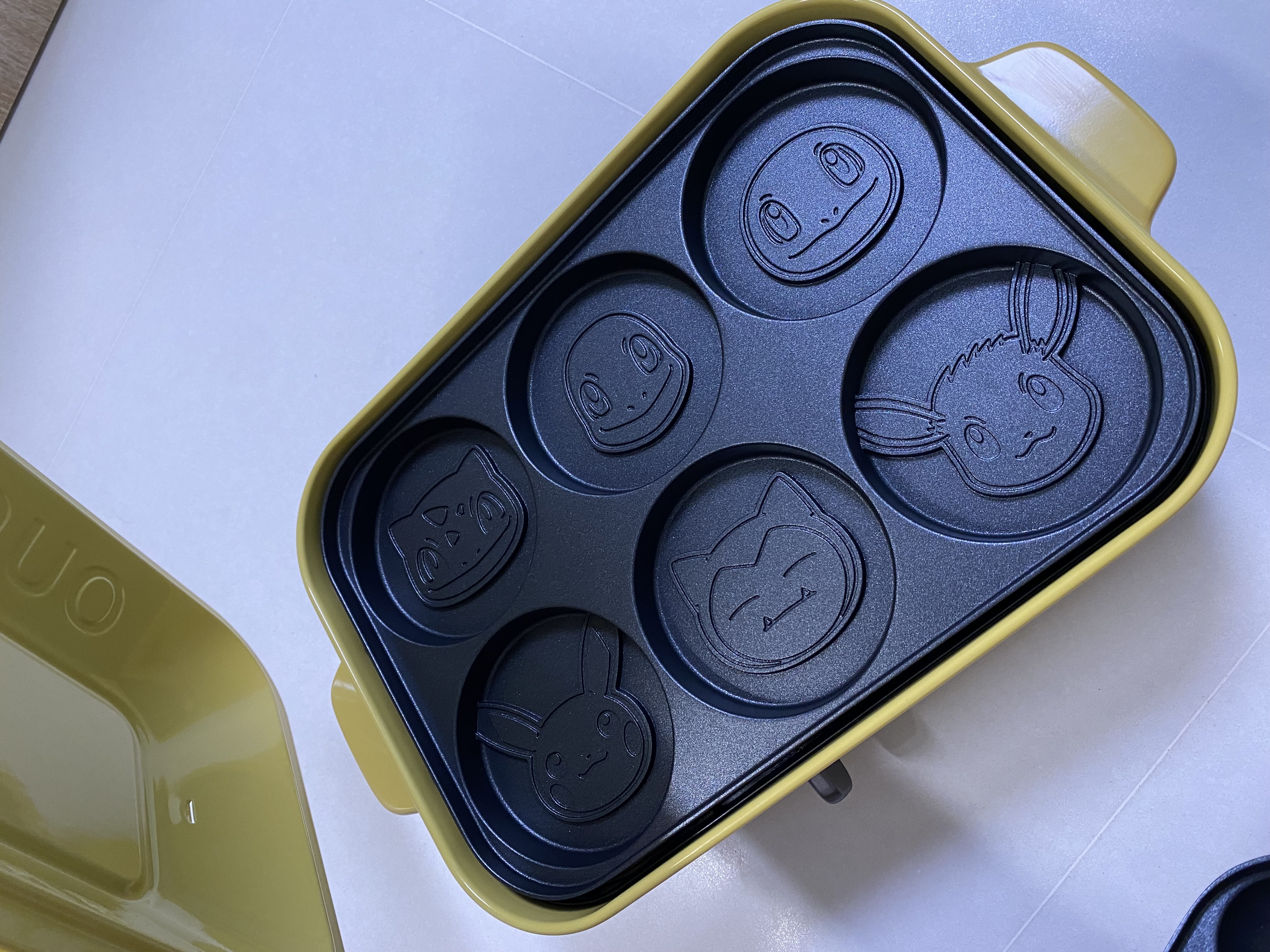 BRUNO Pokémon Compact Hot Plate, BRUNO Hotplates | View at HipVan