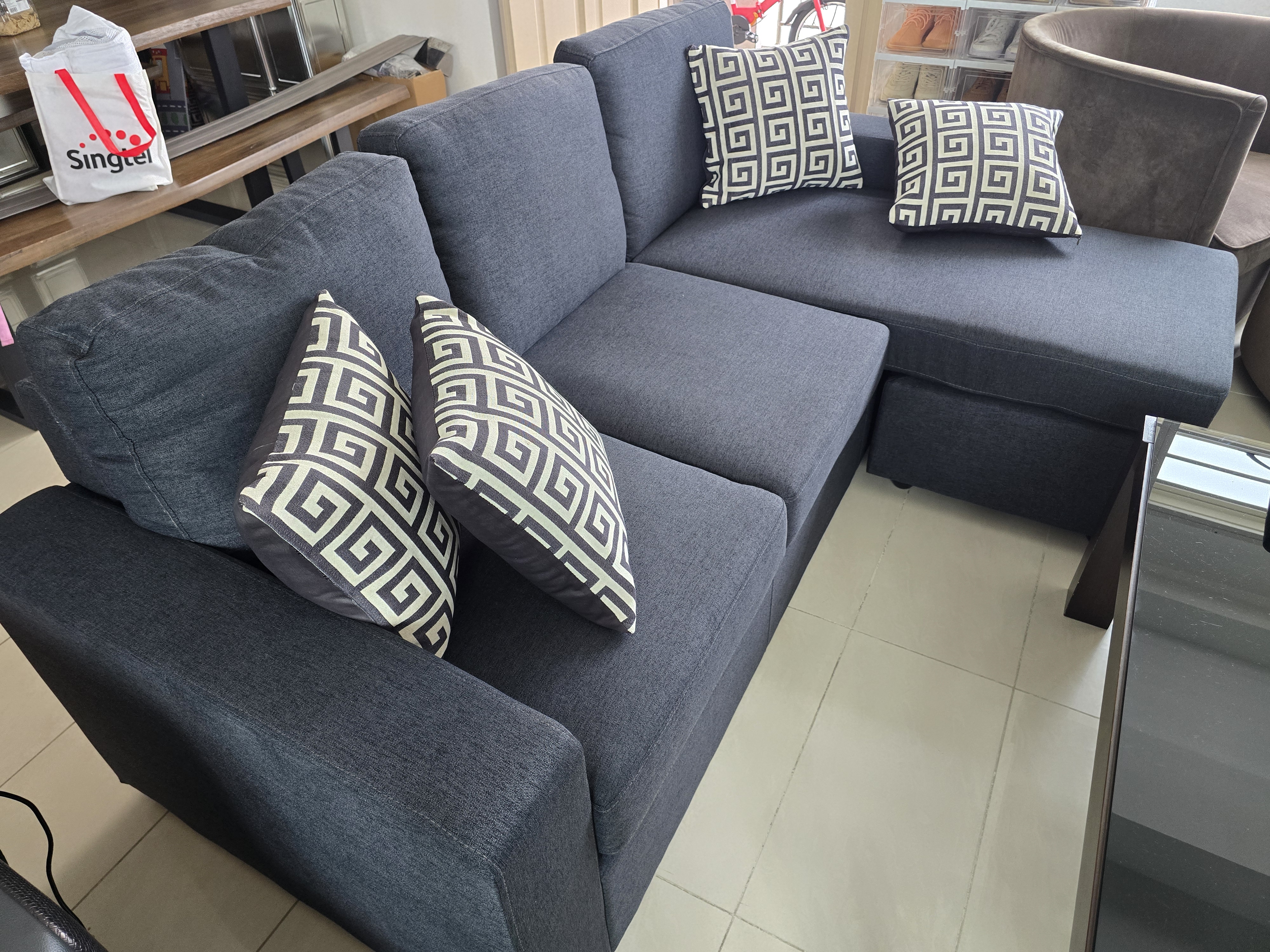 Customer home photo 3: Got it during Raya promo. Delivery is quiet quick. For this price uncle is surprise for its quality. Very happy with this purchase. Will make hipvan as my next go to for my furniture shopping.