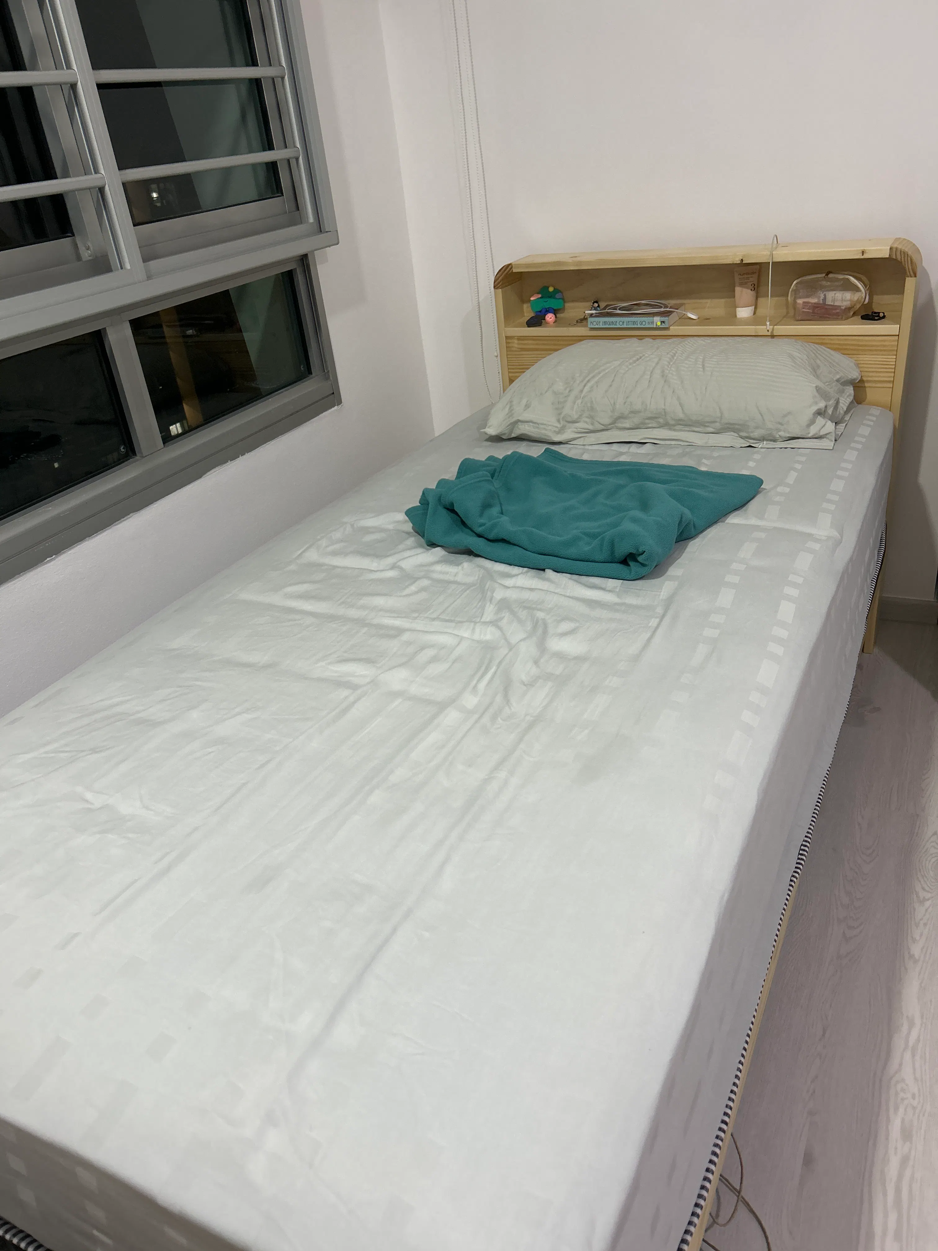 Customer home photo 1: There was a shipment delay for this product due to typhoon and I was updated promptly by the team. I was also updated promptly by Germaine when the item has arrived in Singapore and was offered advance delivery if needed. As I bought the bedframe + mattress bundle, I was also given a complimentary delivery for the mattress in advance. 

So far, I have used the bedframe for about a week plus and I am satisfied with the bedframe design and quality. Hope that the bedframe can last.