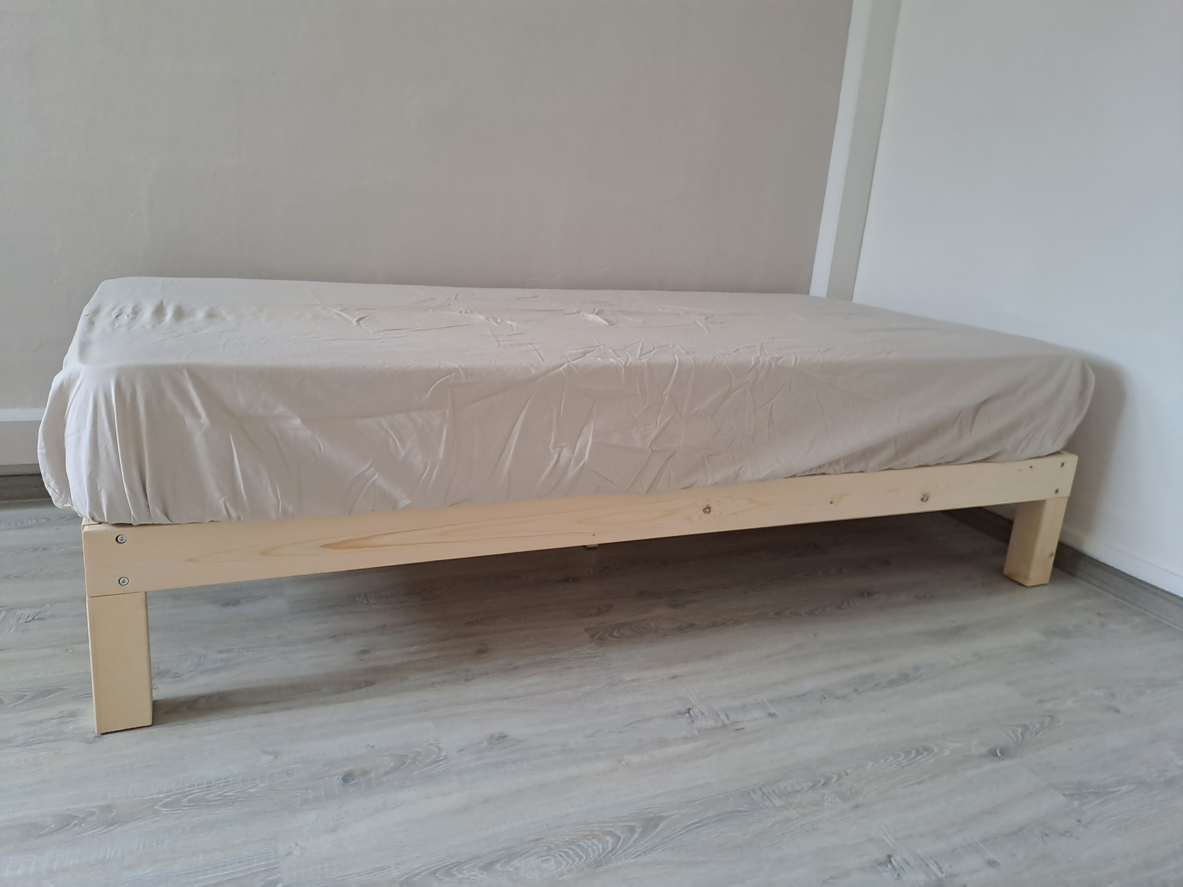 Customer home photo 12: This is a repeat buy. Bought another 2 units. I like the simple and minimalist look. It is also functional and presentable.