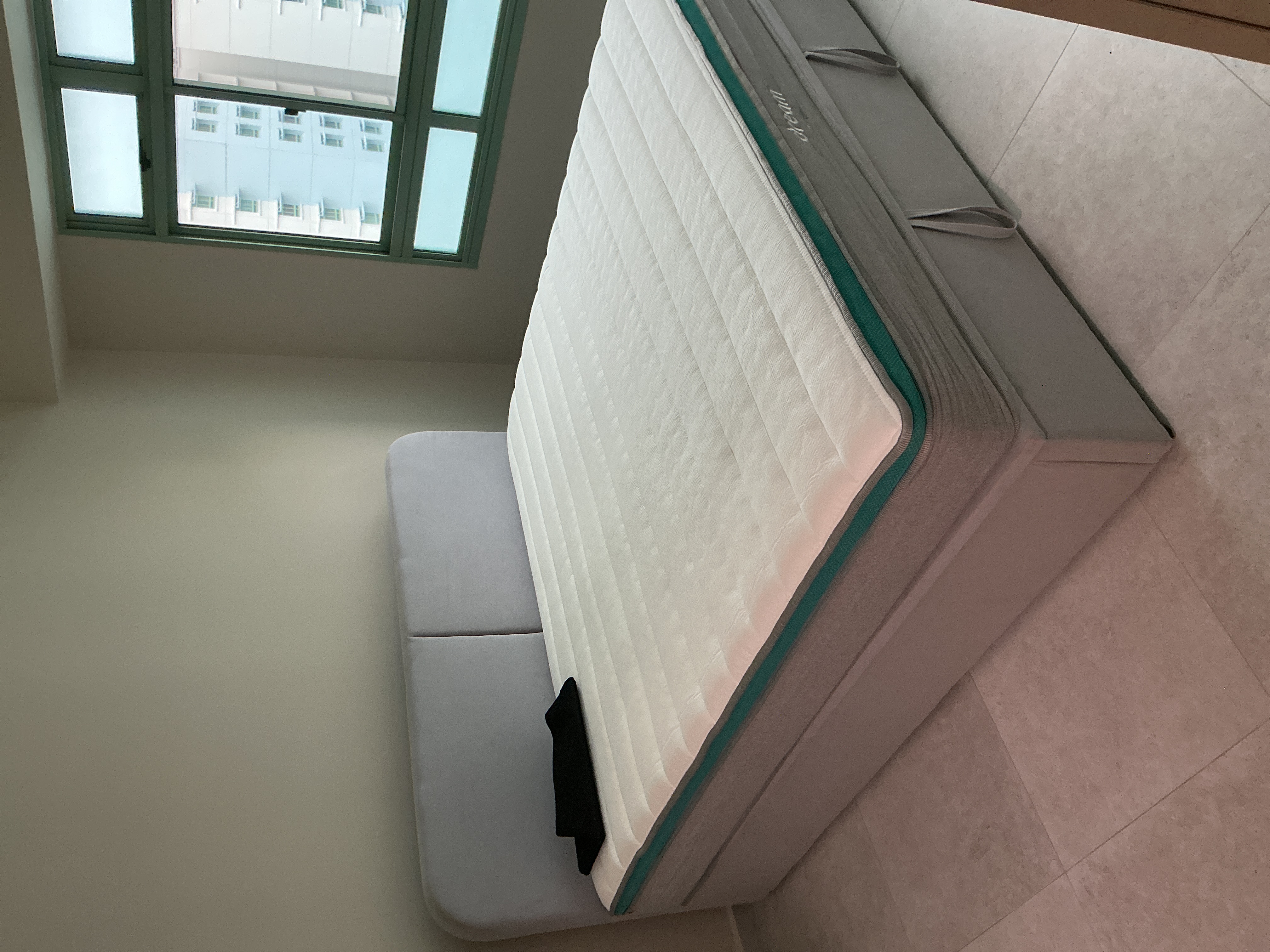 Customer home photo 1: Looks really nice, easy to lift storage and can put a lot of things. Really aesthetic as well.