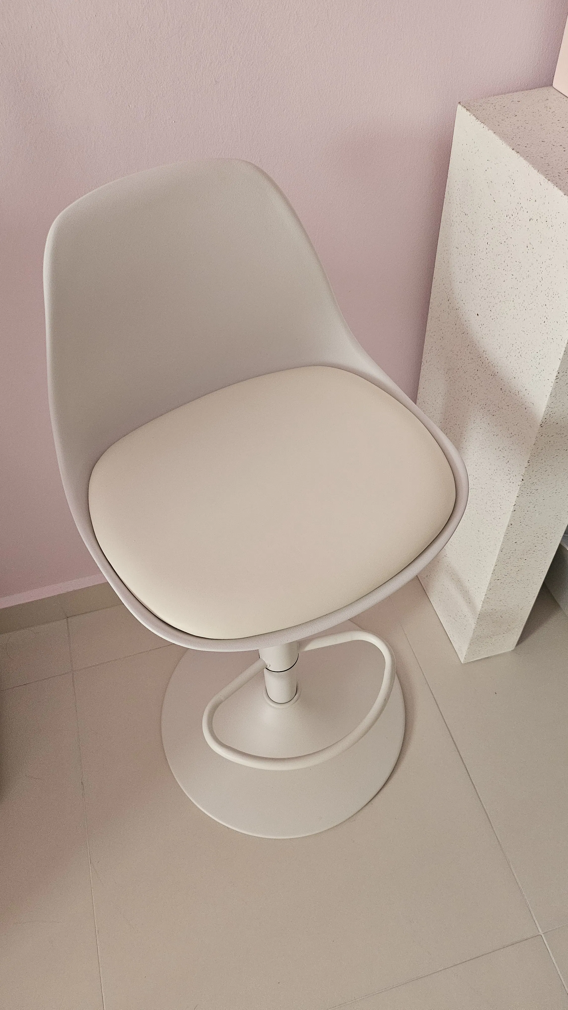Customer home photo 5: Super pretty and sleek.