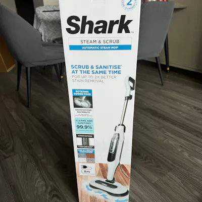 Customer home photo 1: My vinyl feels so clean after one try,i can see some marks gone… good if the water tank comes in bigger capacity. Overall happy with the purchase.