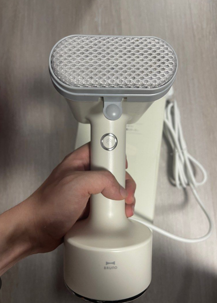 Customer home photo 5: A handy and efficient garment steamer that’s extremely portable, great for business trips!