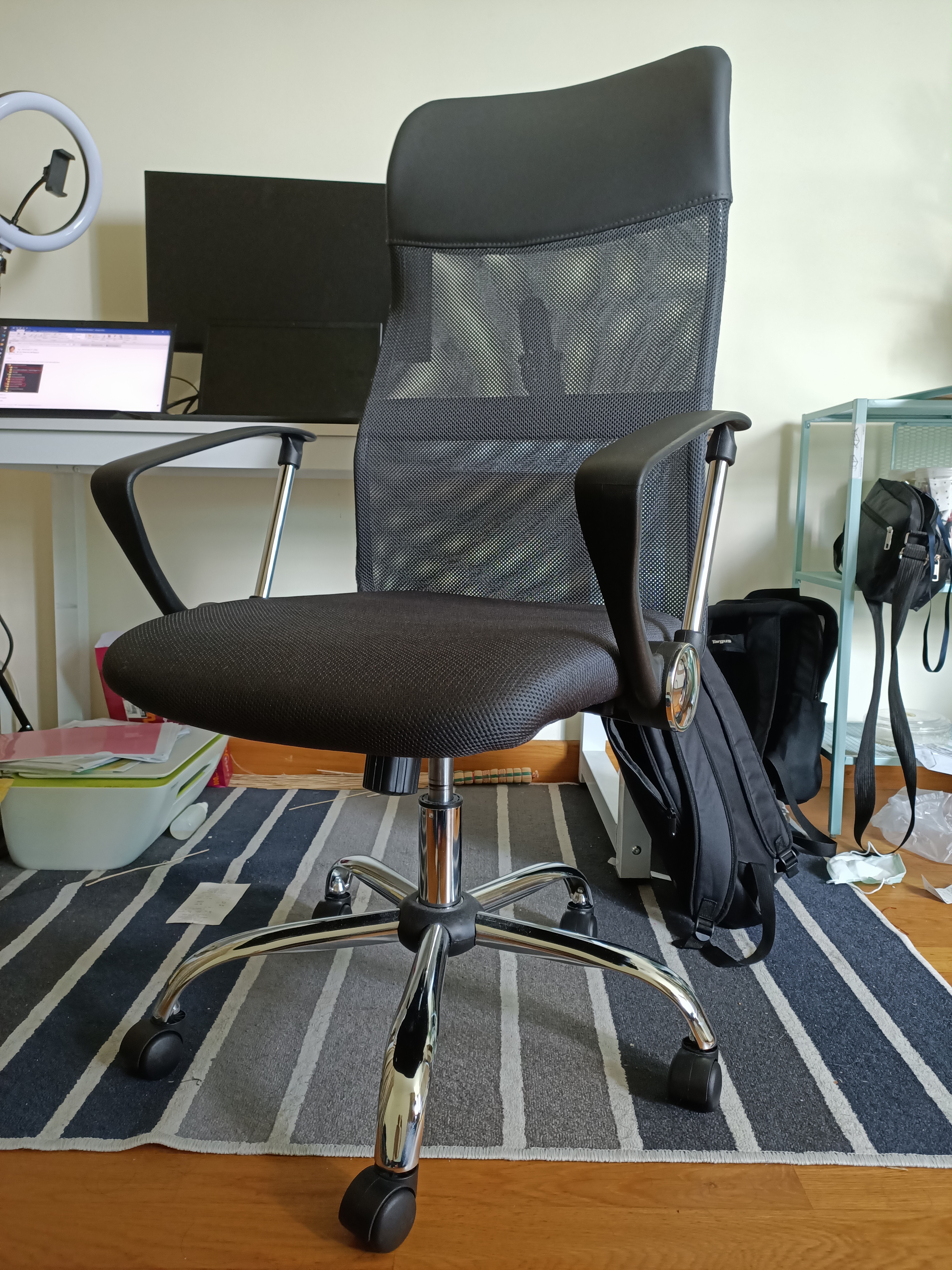 desk chairs near me