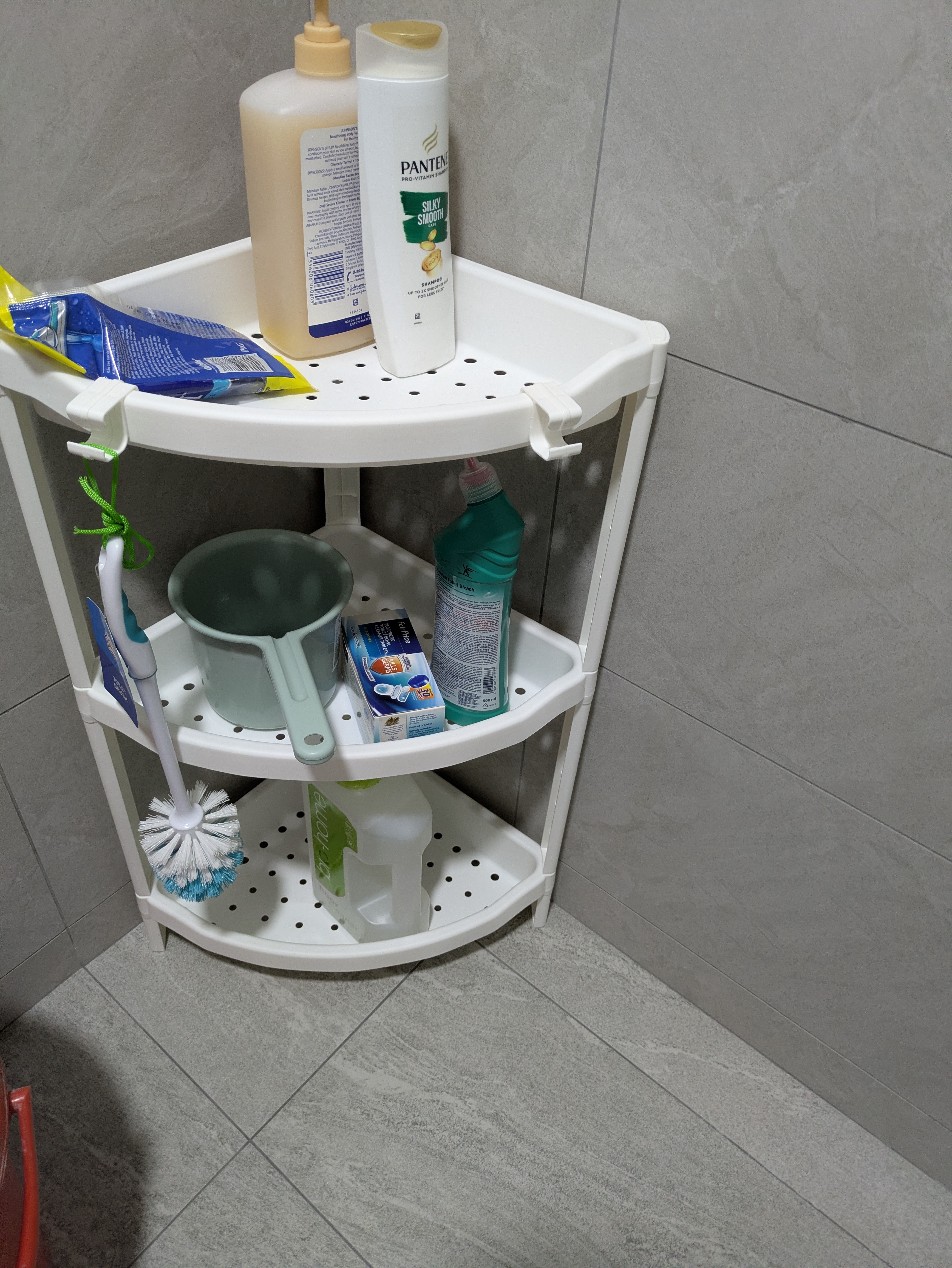 Customer home photo 1: easy to assemble and versatile for different use
