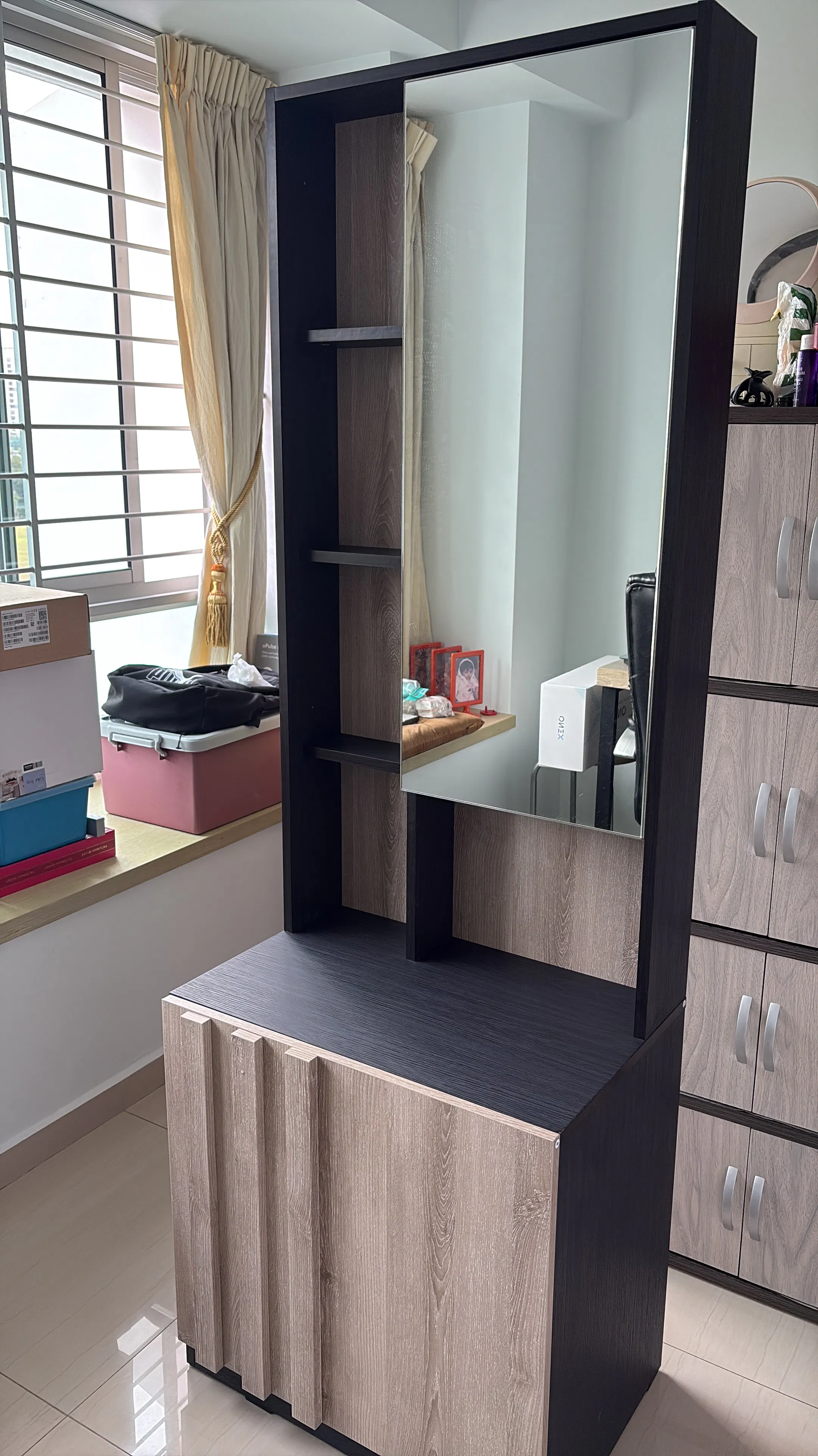 Customer home photo 1: Looks good and have quality .