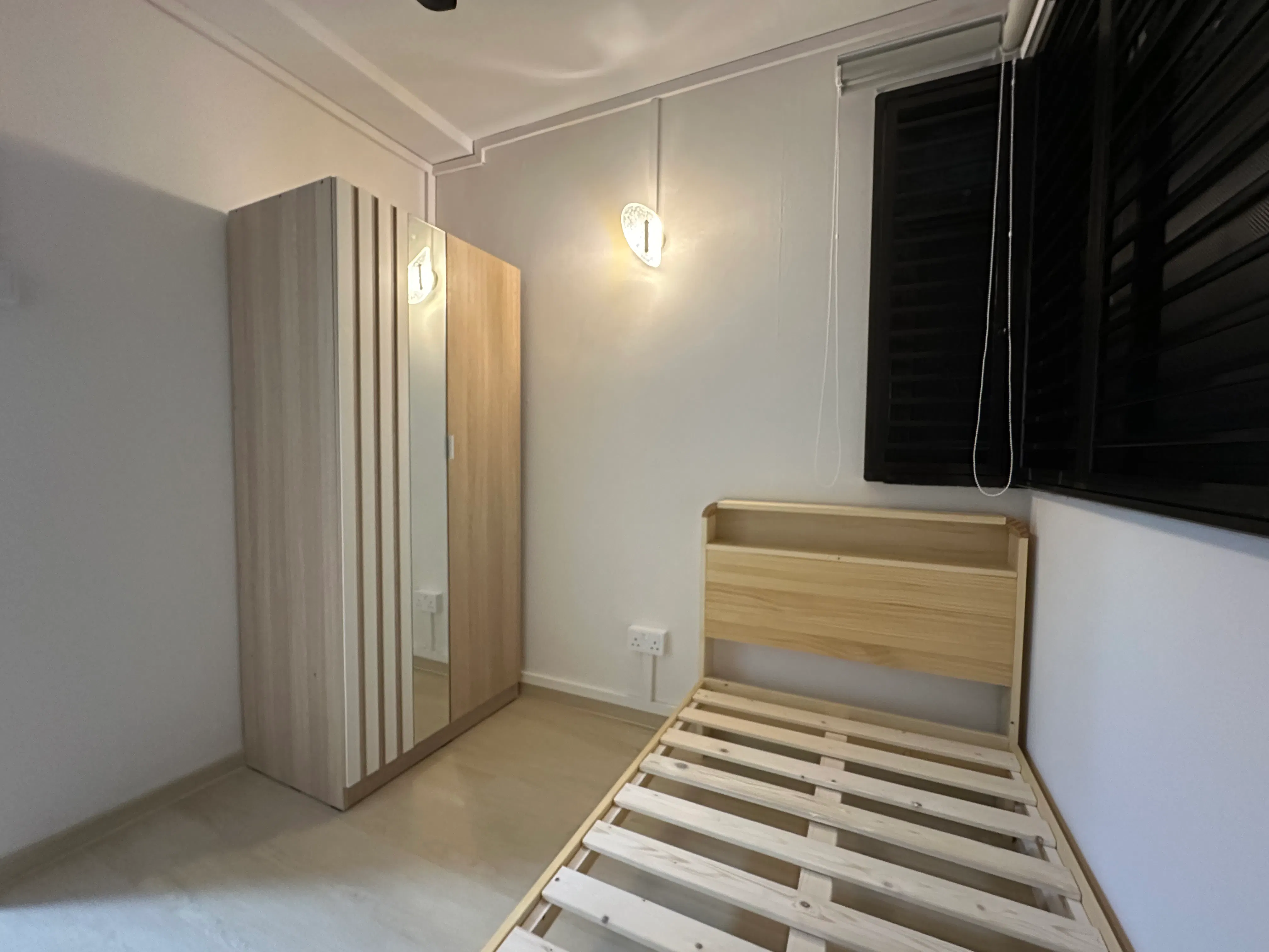 Customer home photo 2: Quality is good. Size is just right for a smaller room.