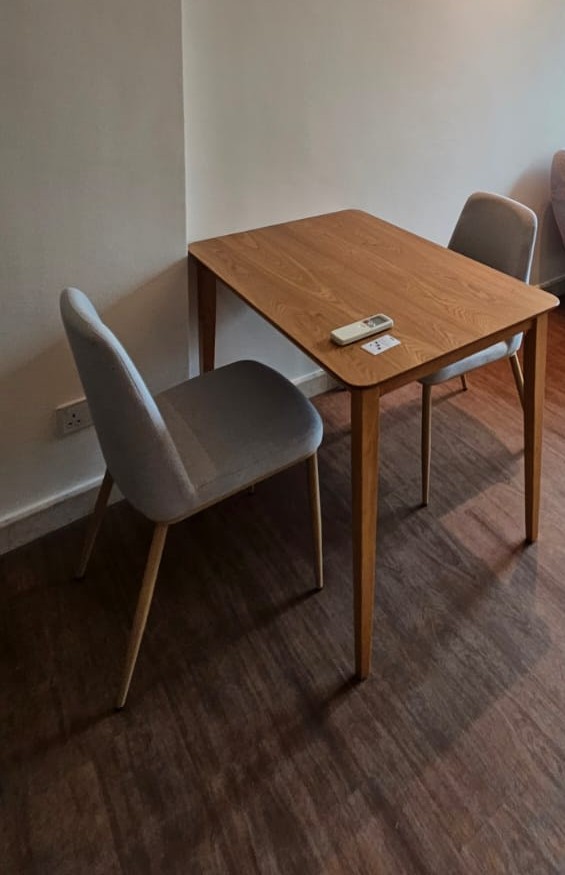 Customer home photo 2: The seat is of a good width and comfortable.  Great value-for-money.
