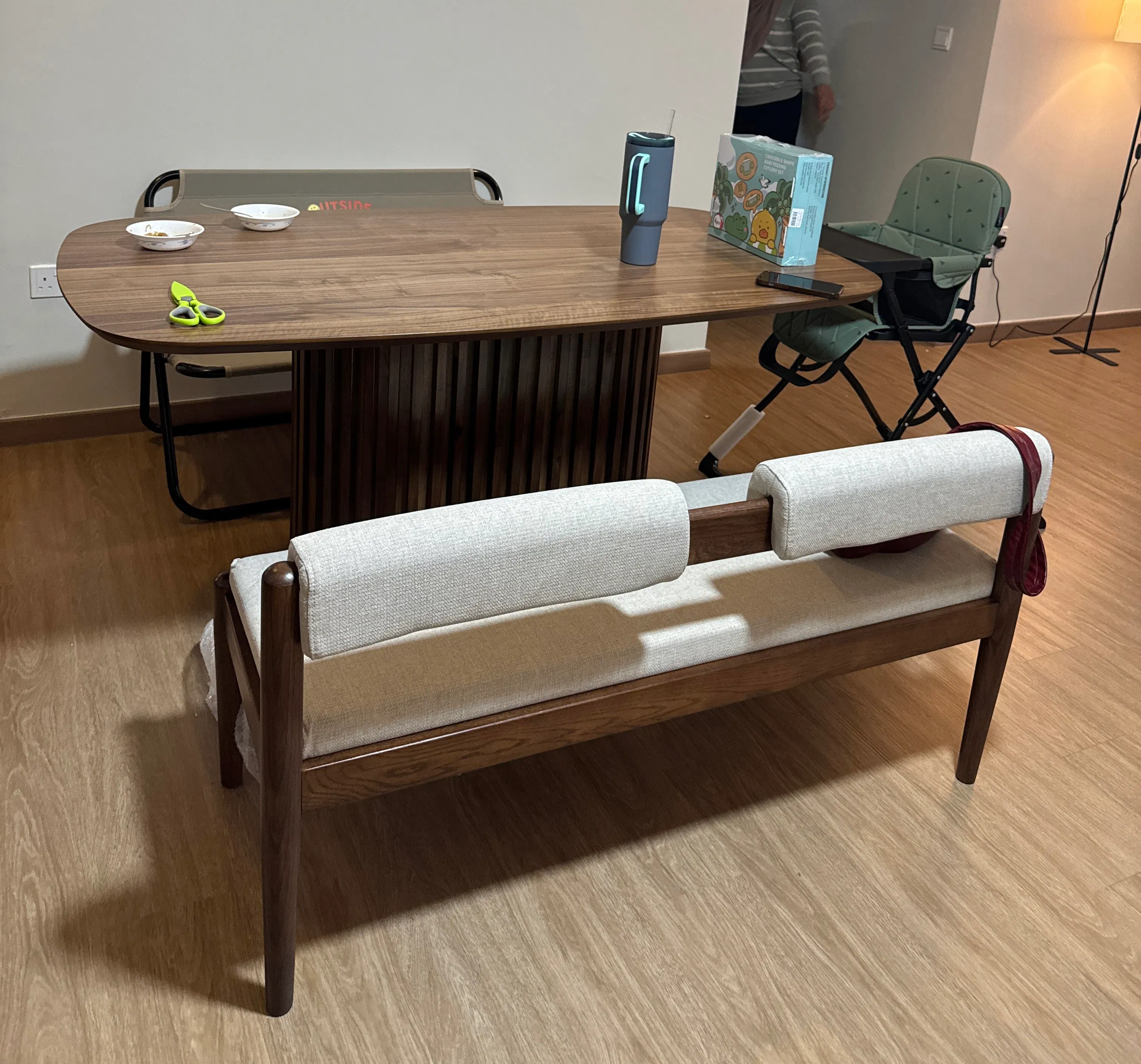 Customer home photo 2: Fast and hassle free purchase. Able to change delivery date at your convenience. Items well received and fast installations. Highly recommended