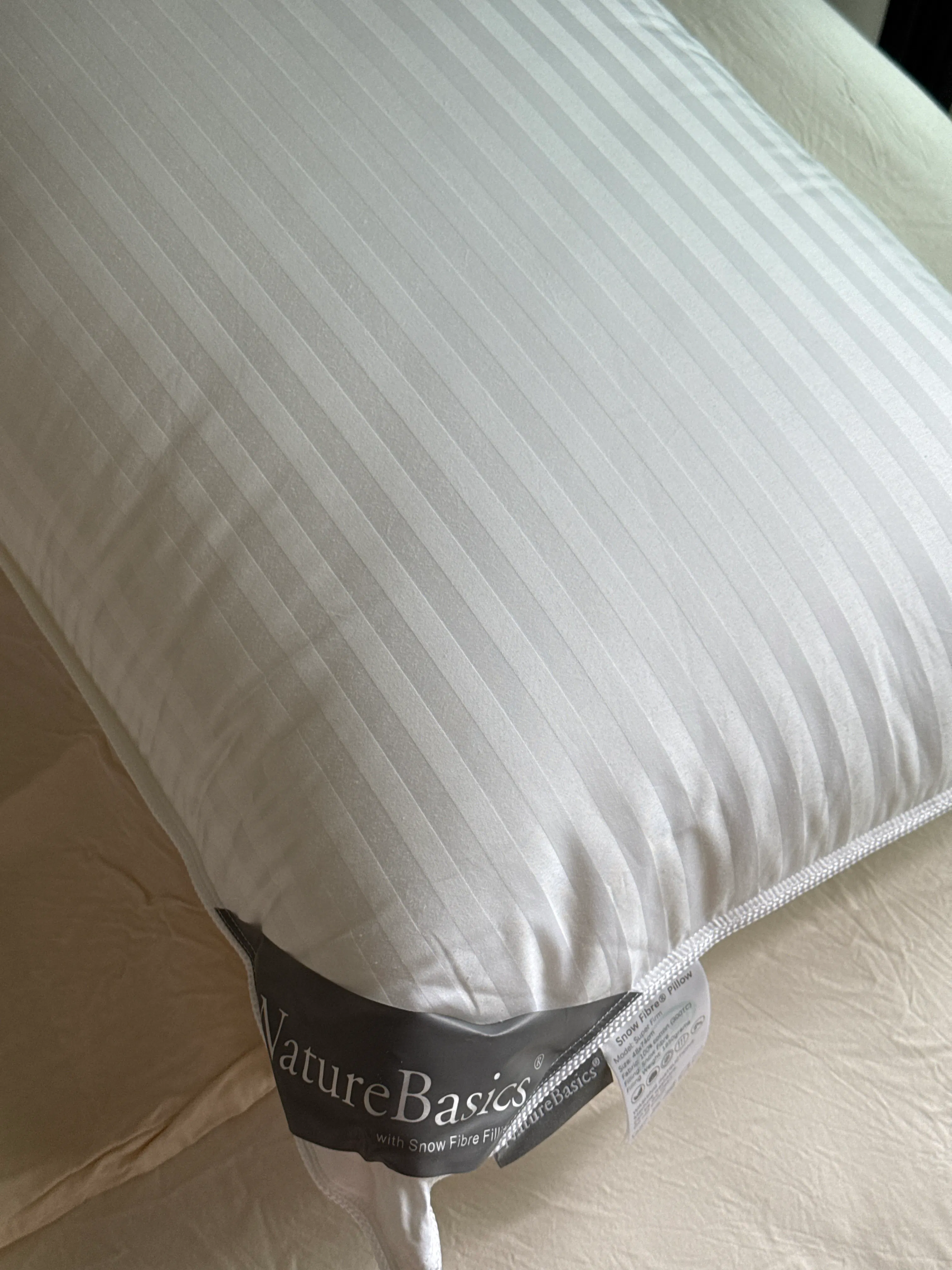 Nature Basics Hotel Line Snow Fibre Pillow (4 Firmness) - Super Firm