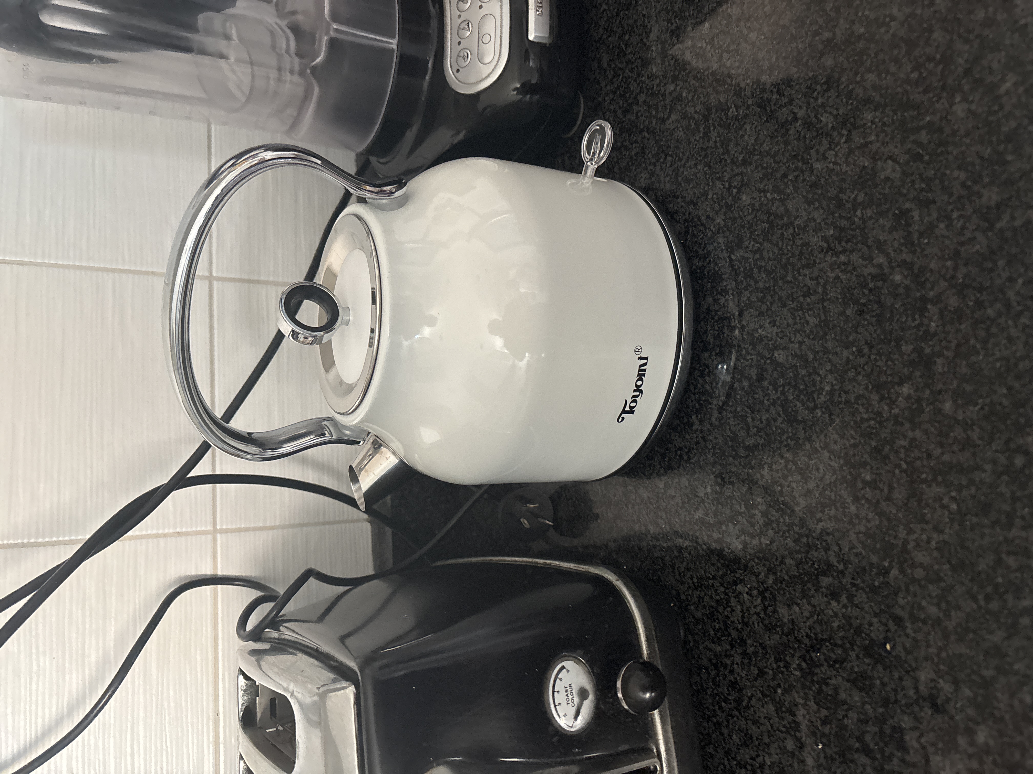 Customer home photo 1: Wow! I love this kettle. It’s quick and quiet and looks beautiful on my bench. Love the design. Thrilled with my purchase