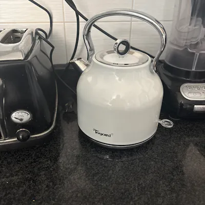 Customer home photo 1: Wow! I love this kettle. It’s quick and quiet and looks beautiful on my bench. Love the design. Thrilled with my purchase
