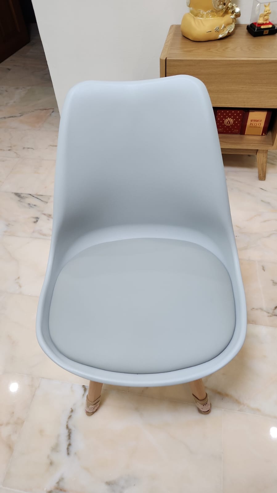 Customer home photo 9: Very prompt delivery and excellent customer service! Prior to delivery, personnel would send us reminders. Chair is very comfortable and very good value for money!