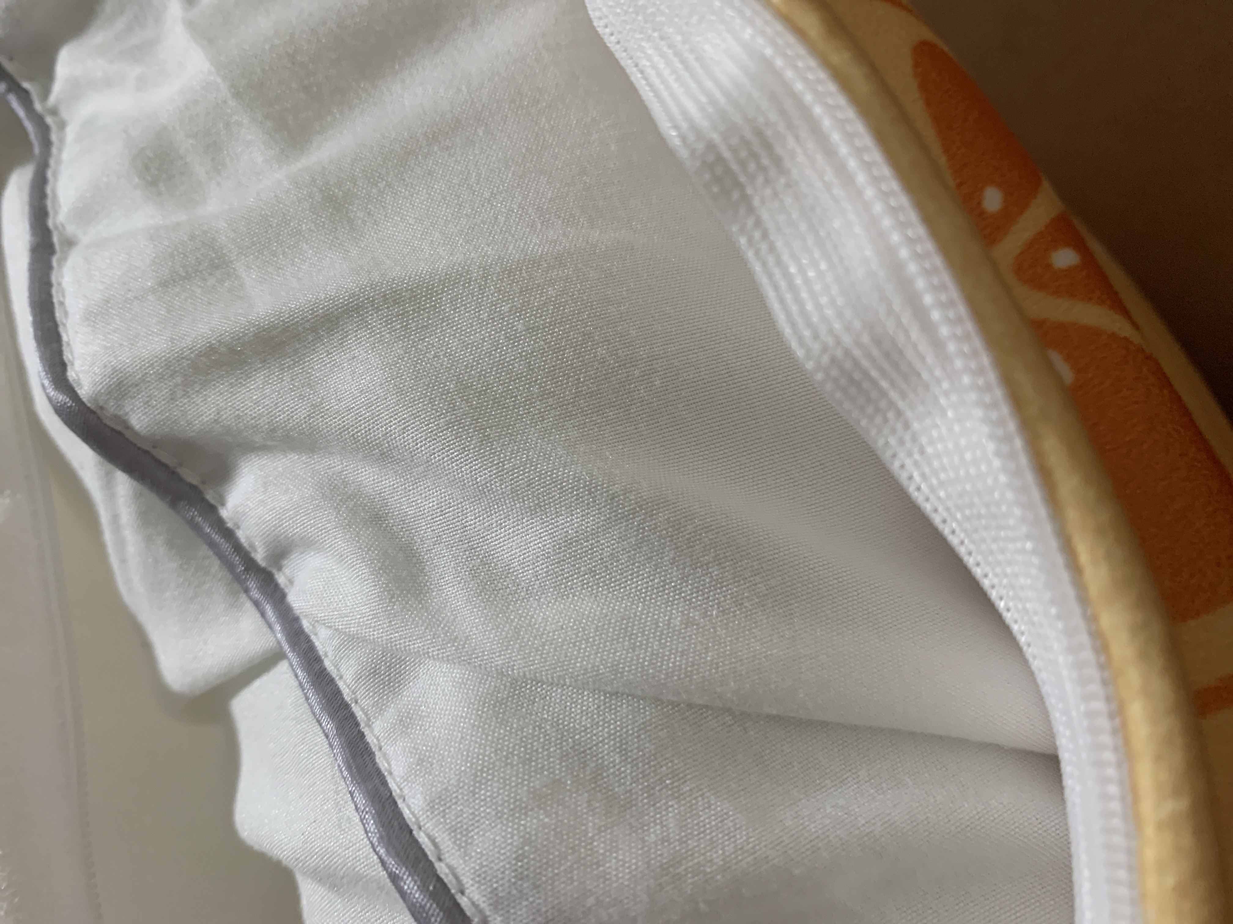 Customer home photo 18: Lovely cushion insert that does not flatten even after repeated use!