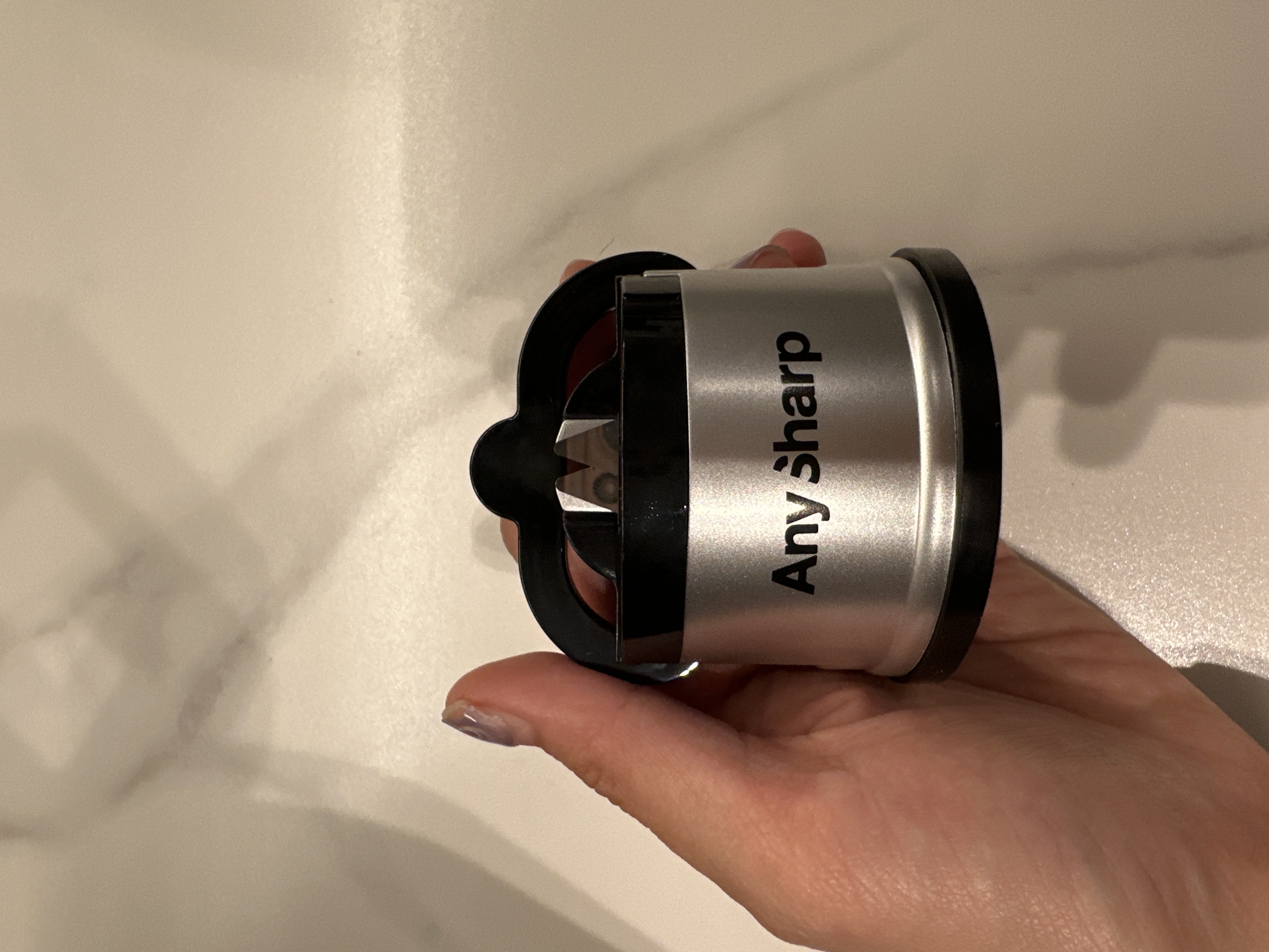 Customer home photo 2: Compact size and sharpens our knives easily