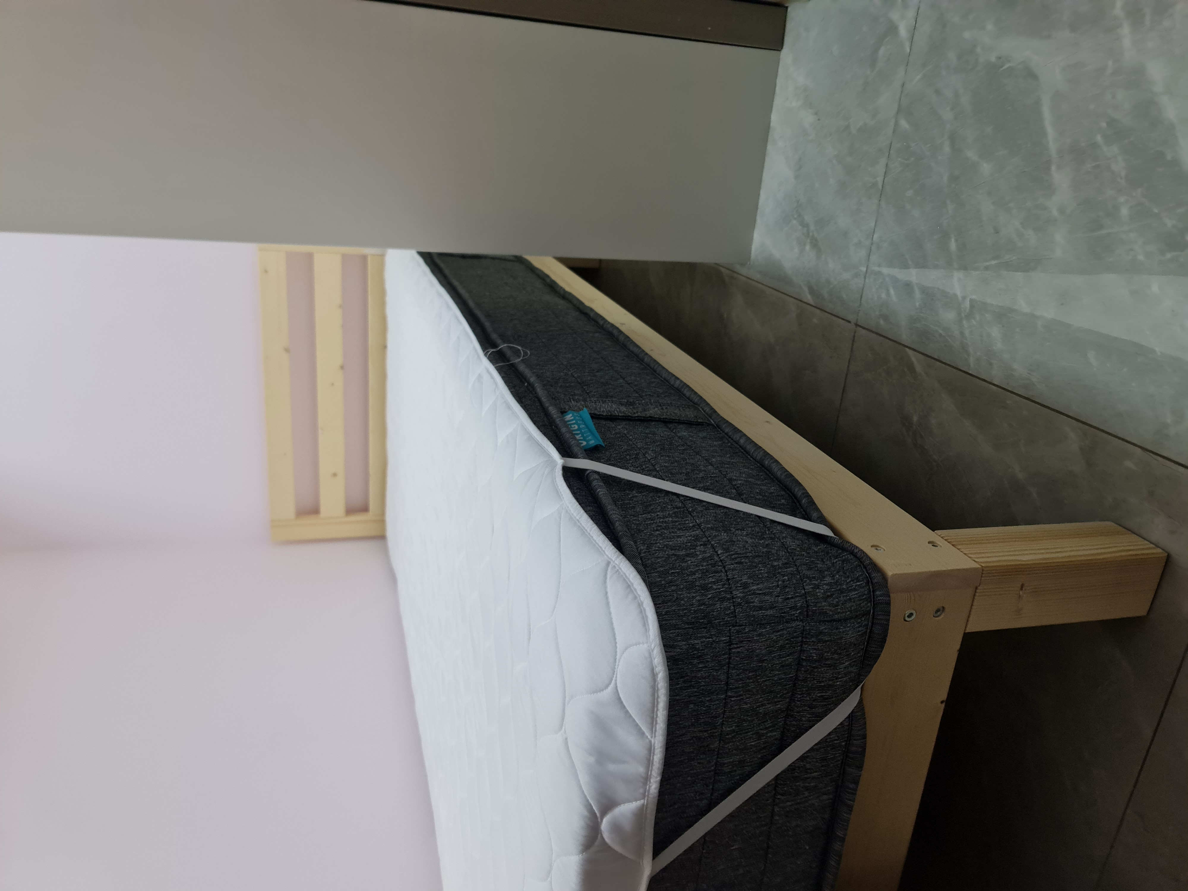 Customer home photo 3: Fast installation process by the delivery team.