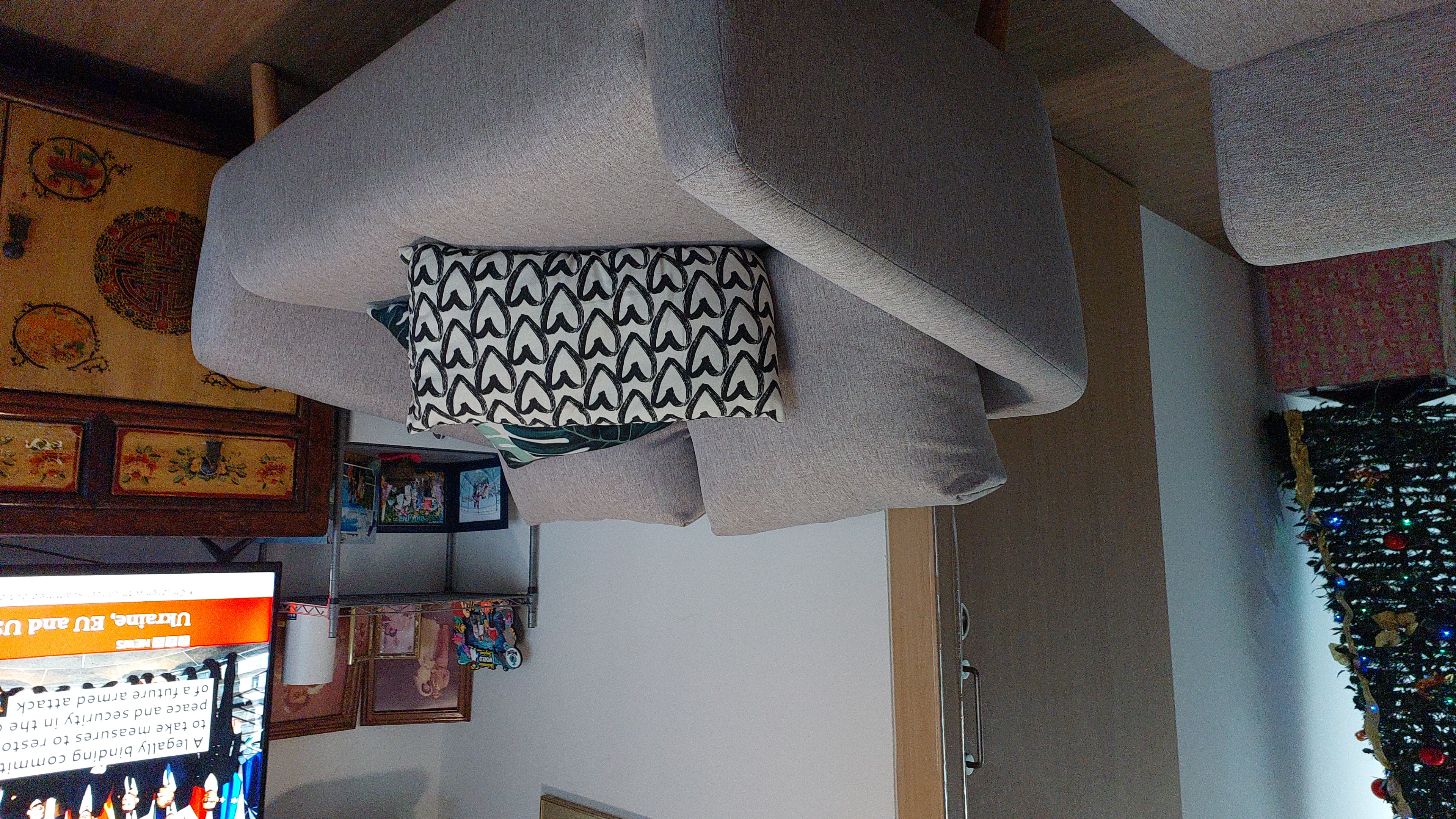 Customer home photo 13: comfy and good quality
wud definitely buy again fm hipvan
customer service very good
beth and melanie outstanding help n assistance