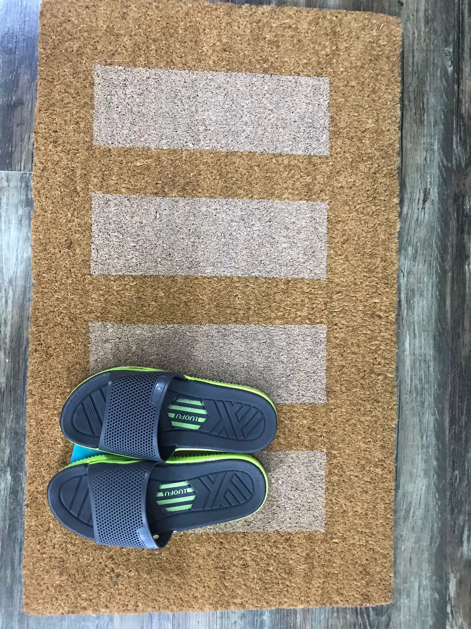 Customer home photo 1: Absolutely love this.  Very heavy duty, captures dust and dirt very well.