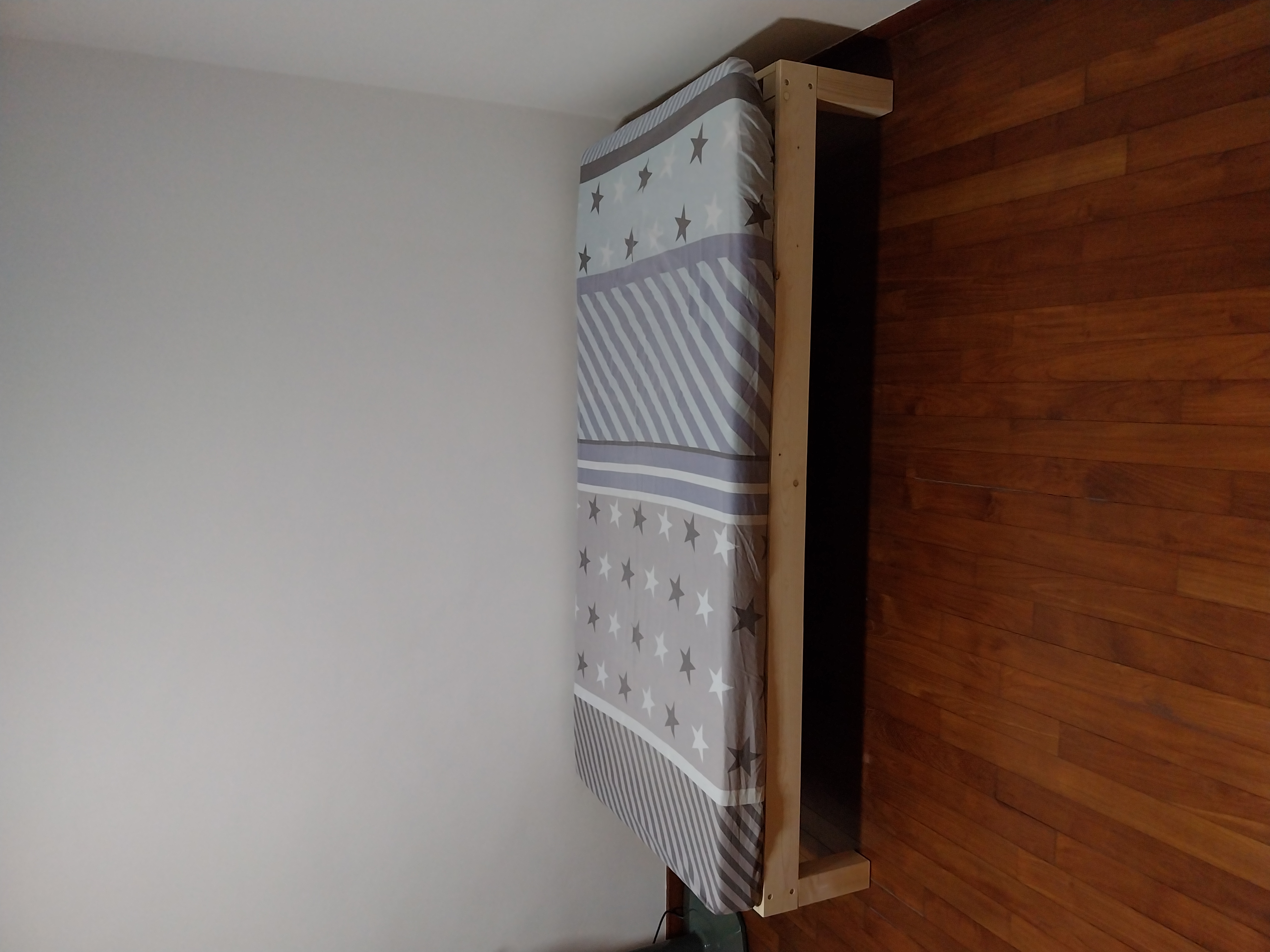Customer home photo 6: Very space saving and light but at the same time sturdy.