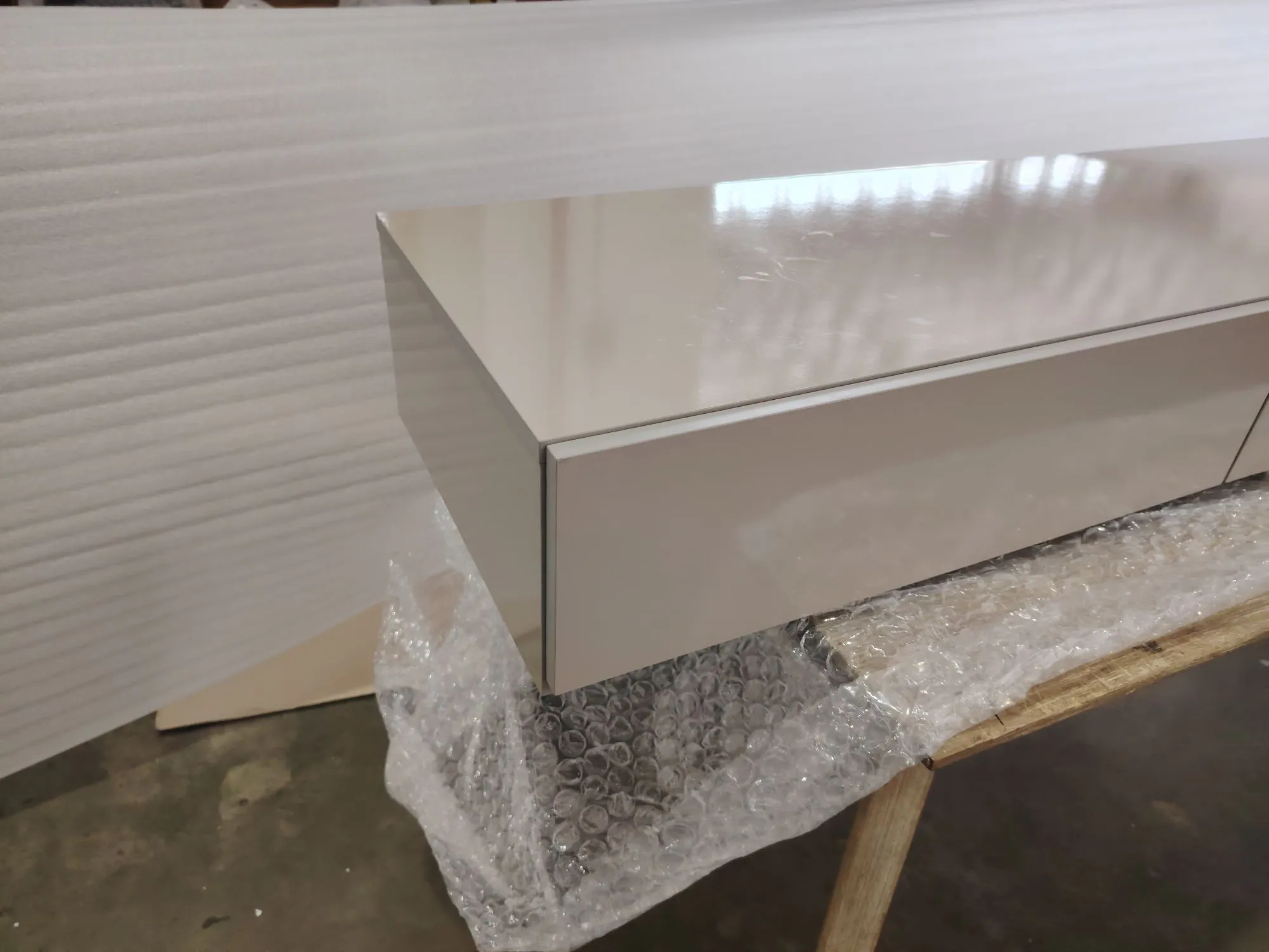 (As-is) Bryson Extendable TV Console 2.3m-3.3m - Grey, White - 2 - 14